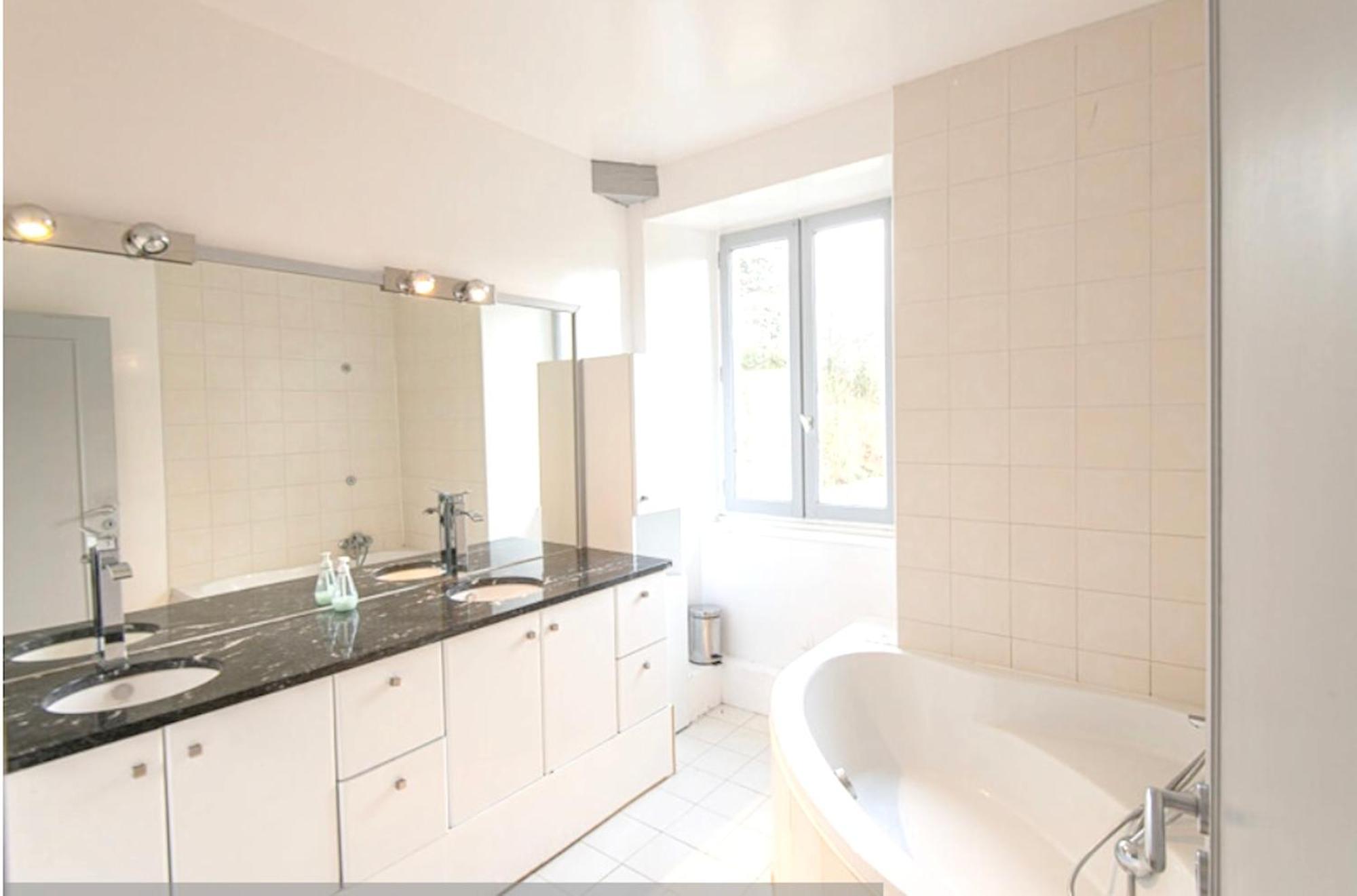 Manoir Majestueux A Satillieu Avec Piscine Privee 외부 사진