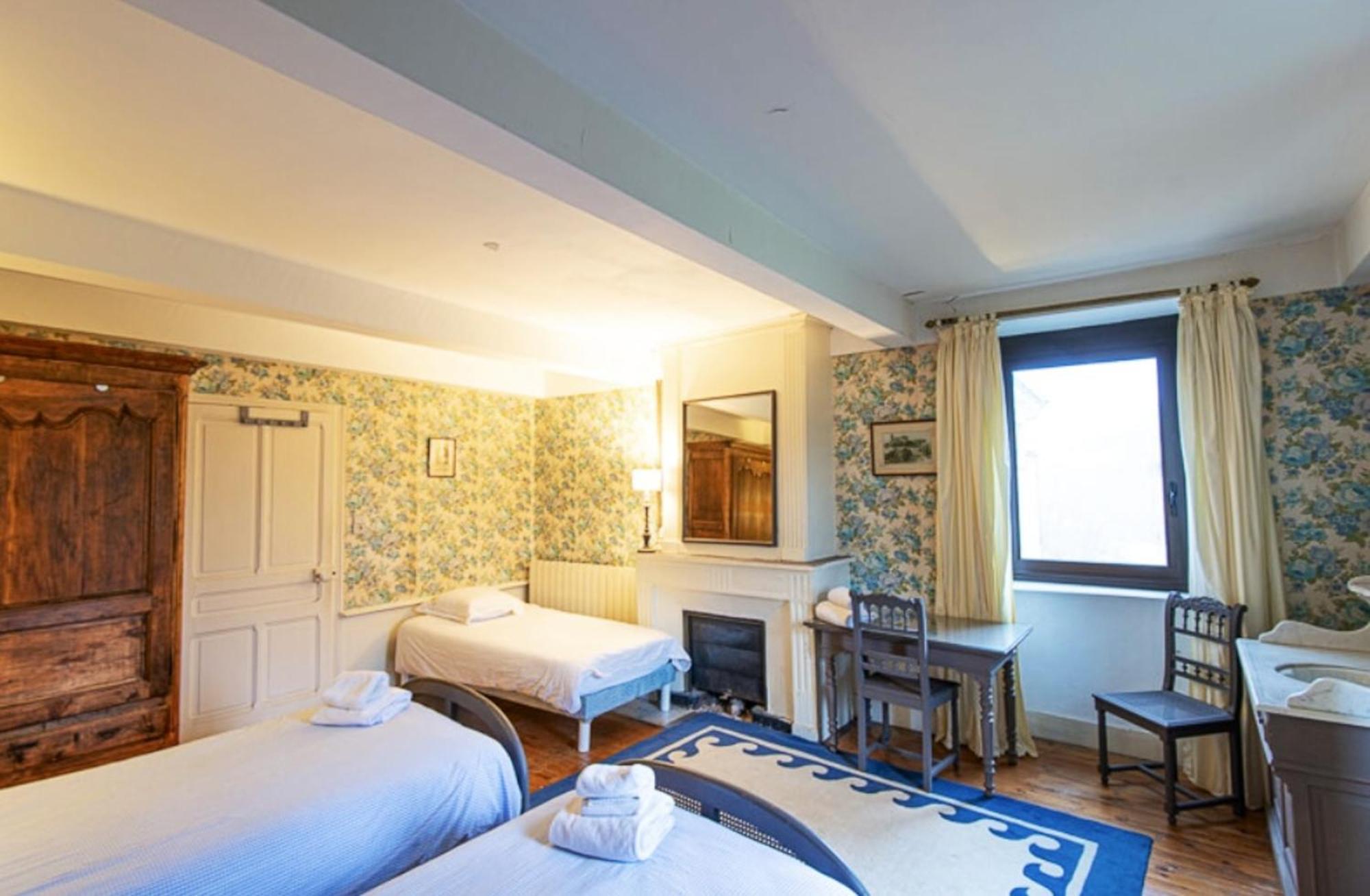 Manoir Majestueux A Satillieu Avec Piscine Privee 외부 사진