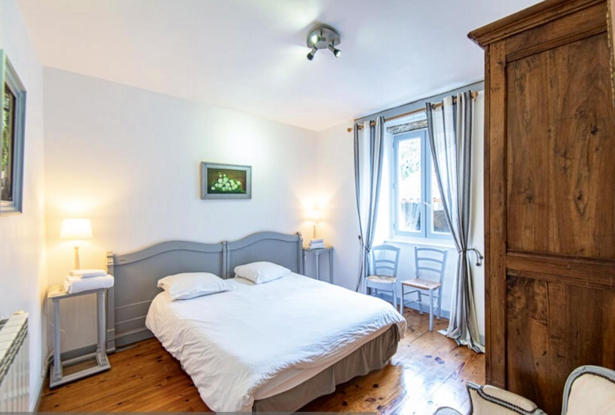 Manoir Majestueux A Satillieu Avec Piscine Privee 외부 사진